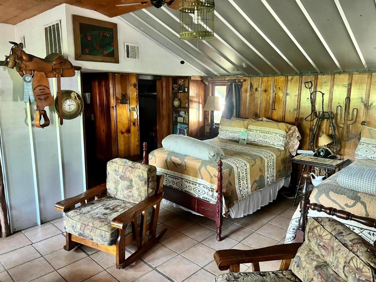 Country Woods Inn Глен Роуз Екстериор снимка