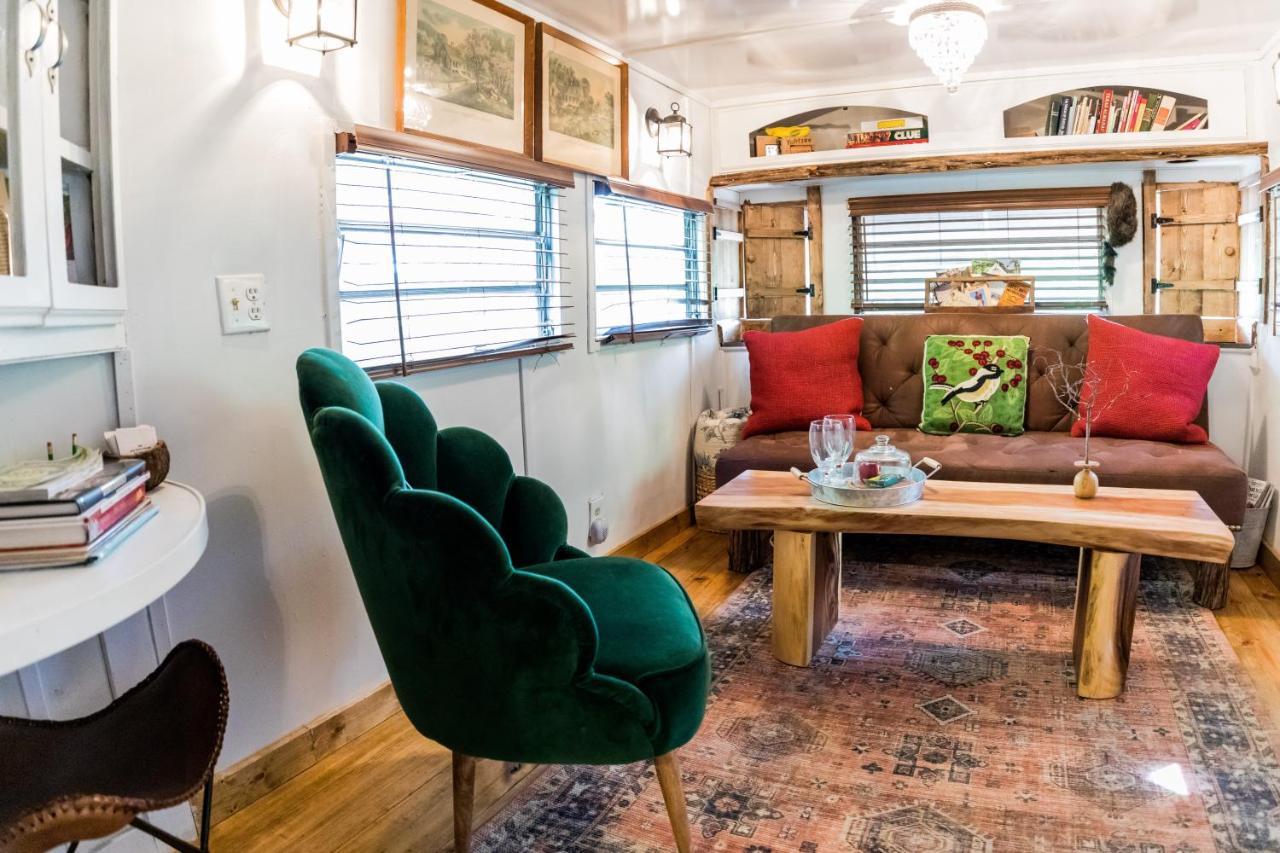 Country Woods Inn Глен Роуз Екстериор снимка