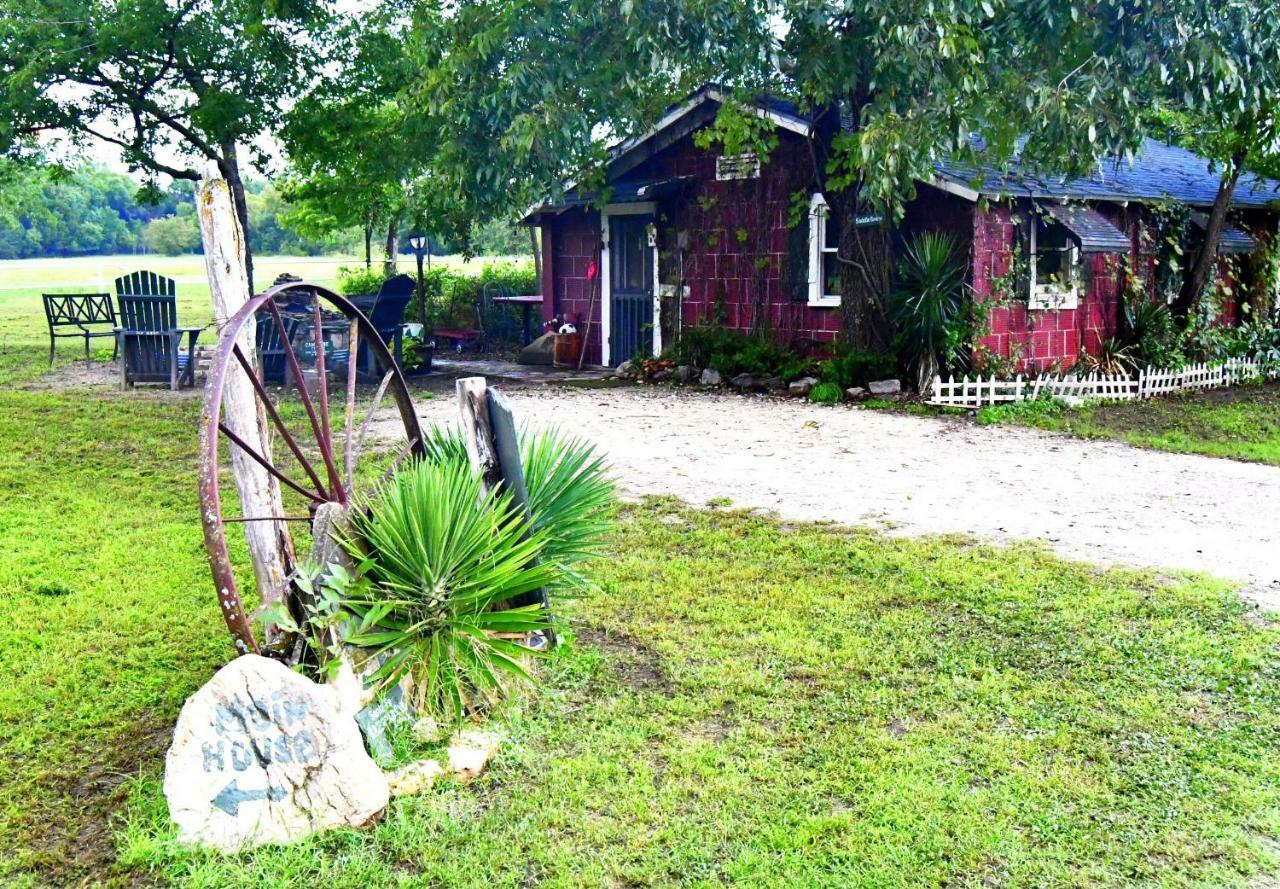 Country Woods Inn Глен Роуз Екстериор снимка