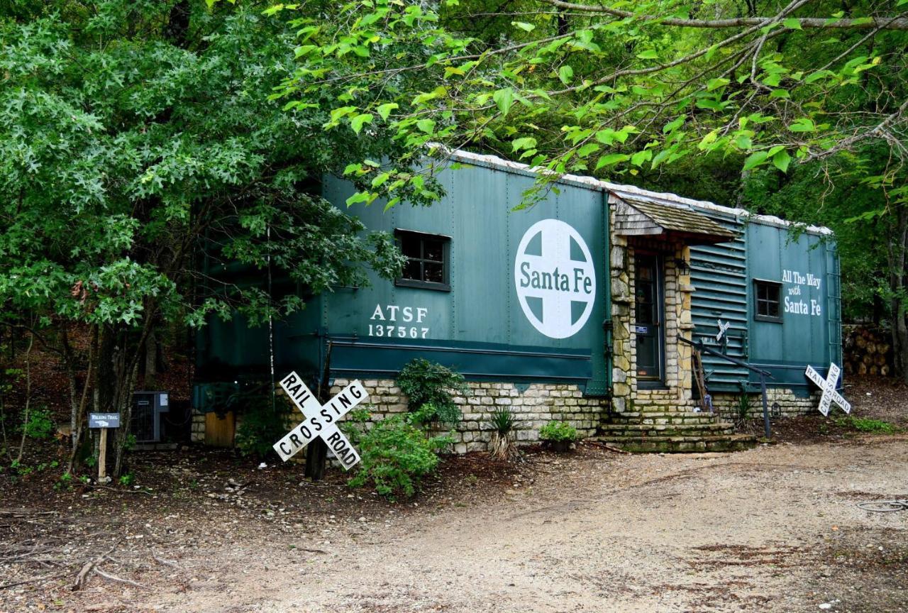 Country Woods Inn Глен Роуз Екстериор снимка